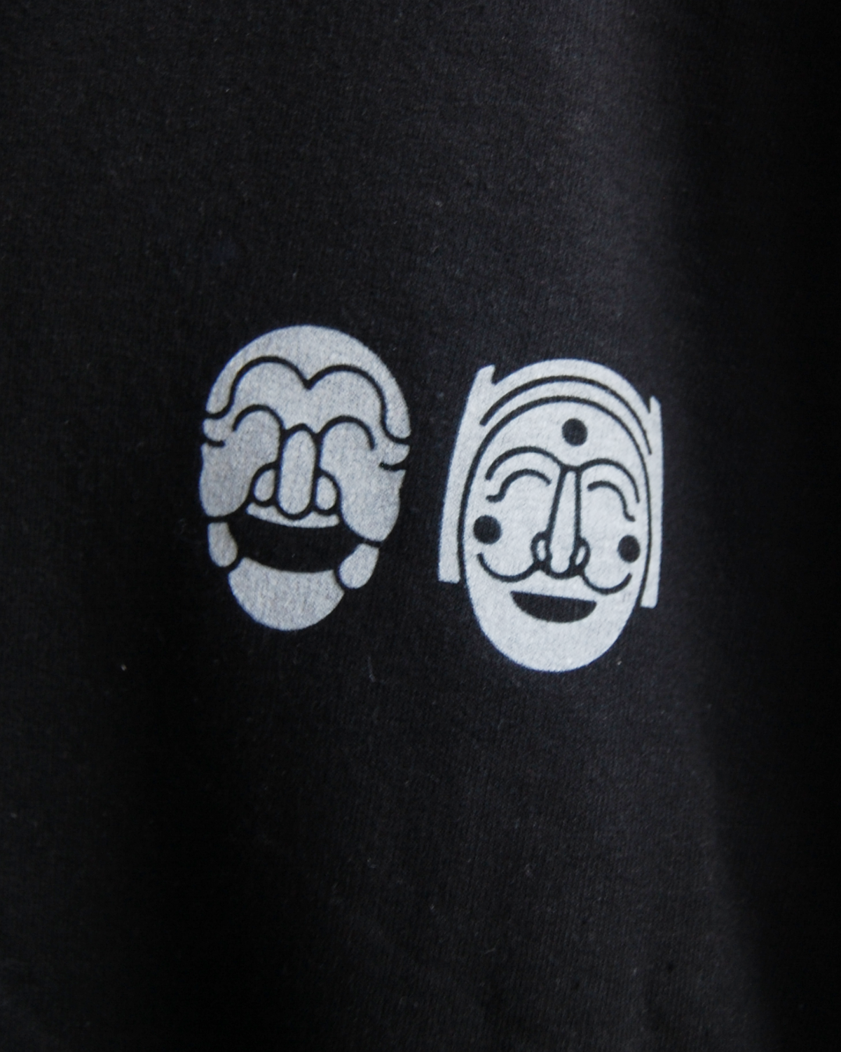 HAHOE-TAL (LADY GRAPHIC) CREWNECK_BLACK